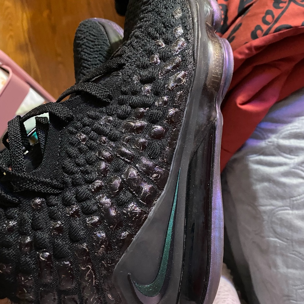 Nike Lebron 19 - image 3